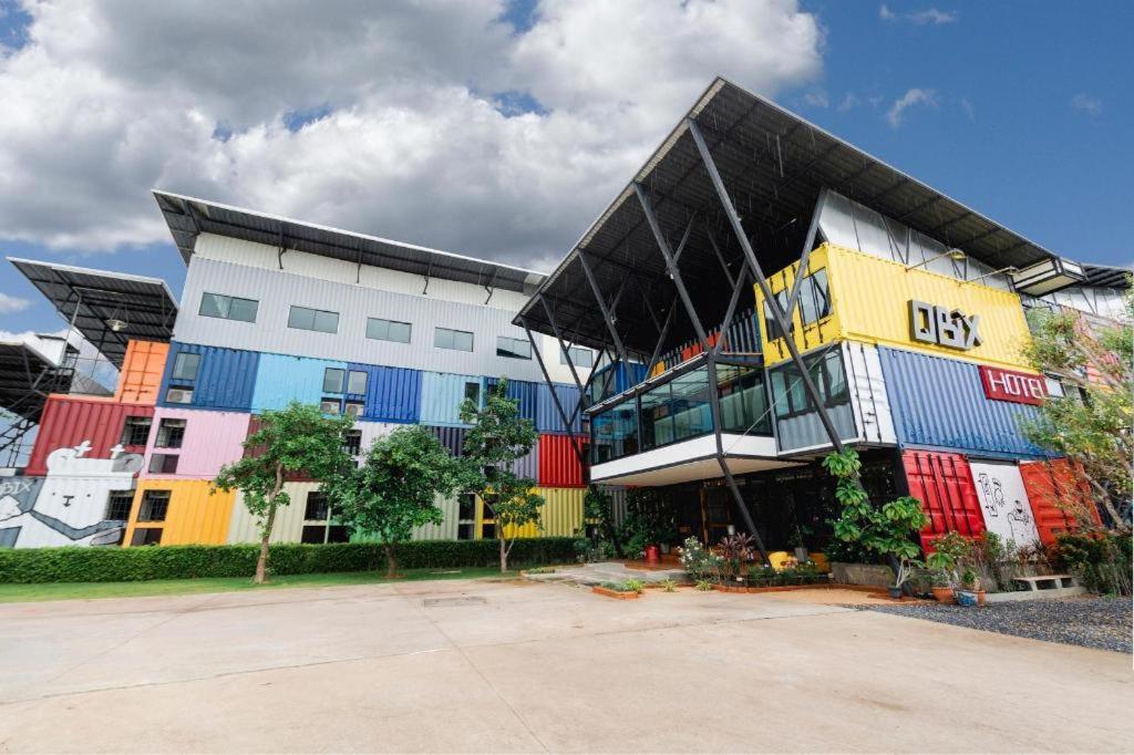 Qbix Hotel Хон Каен Экстерьер фото
