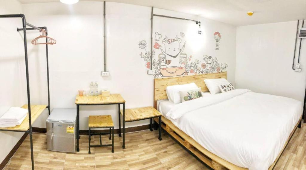 Qbix Hotel Хон Каен Экстерьер фото