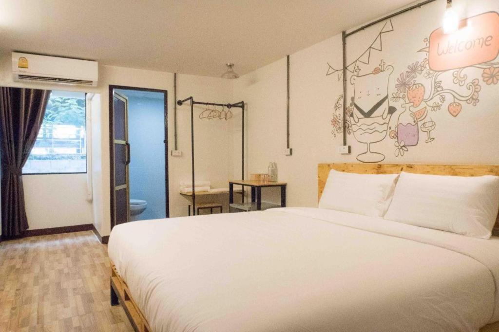 Qbix Hotel Хон Каен Экстерьер фото