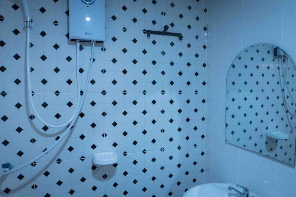 Qbix Hotel Хон Каен Экстерьер фото